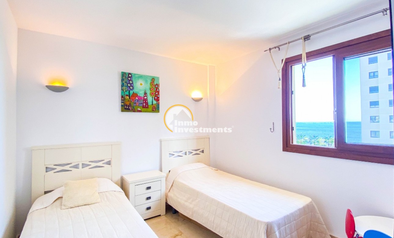 Resale - Apartment - Punta Prima - Beachside