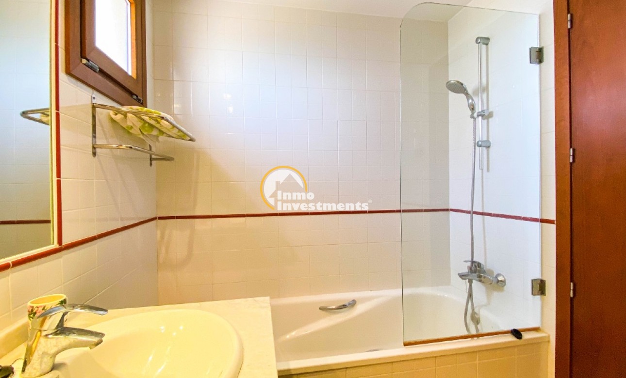 Resale - Apartment - Punta Prima - Beachside