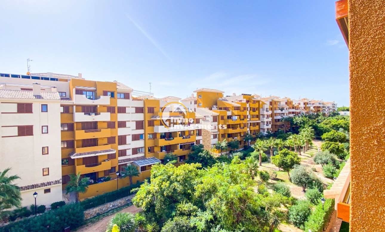 Resale - Apartment - Punta Prima - Beachside