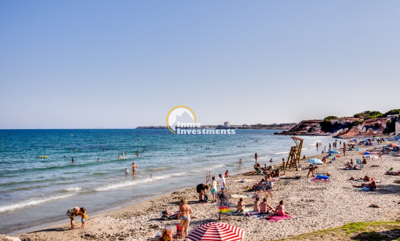 Resale - Apartment - Punta Prima - Beachside