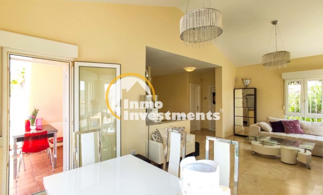 Resale - Villa - Las Ramblas - Las Ramblas Golf