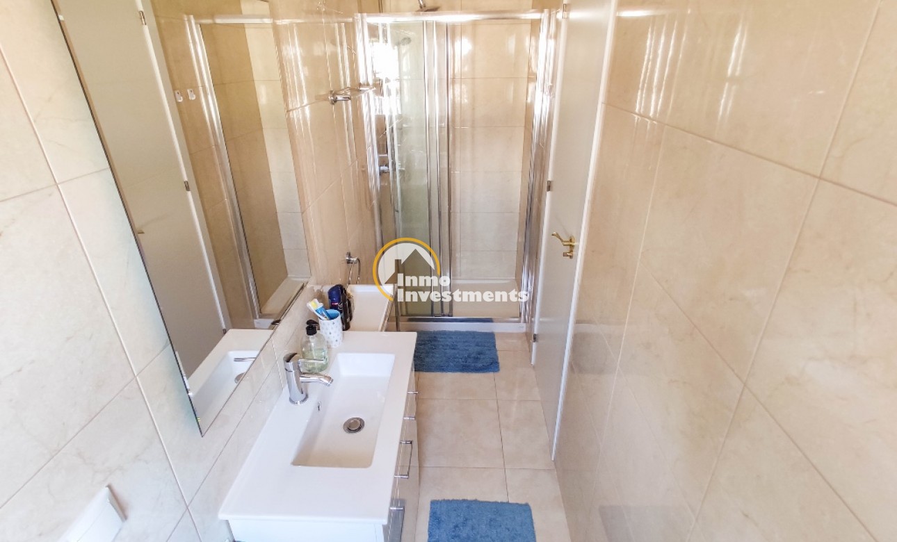 Resale - Villa - Las Ramblas - Las Ramblas Golf