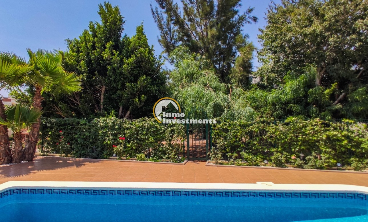 Resale - Villa - Las Ramblas - Las Ramblas Golf