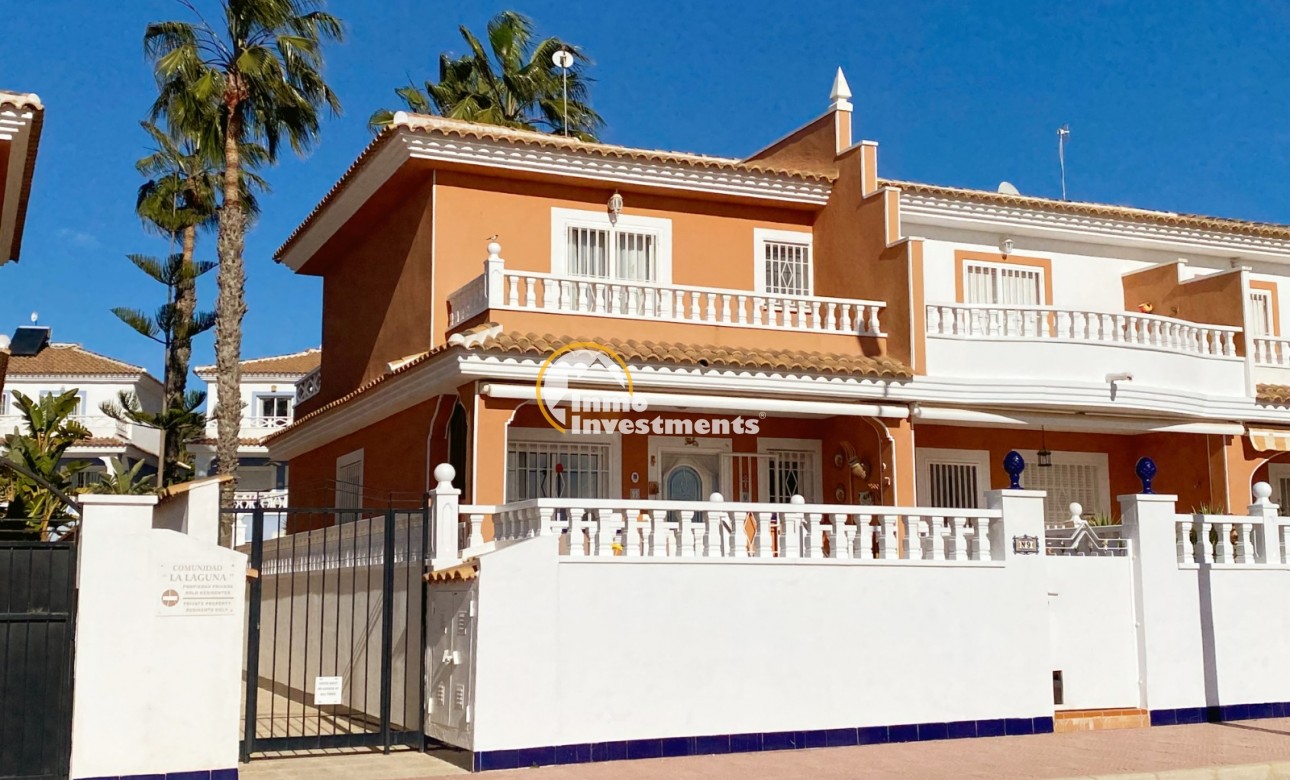 Resale - Semi detached villa - Ciudad Quesada - Doña Pepa