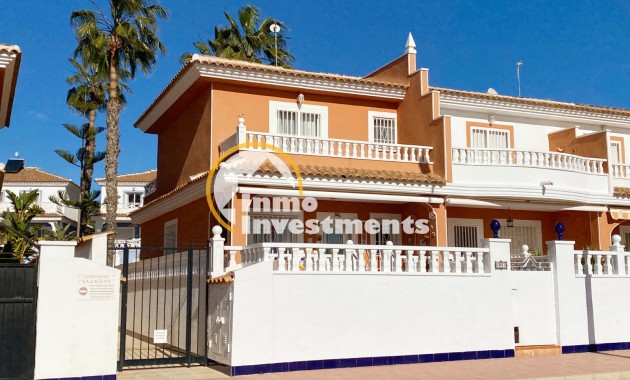 Resale - Semi detached villa - Ciudad Quesada - Doña Pepa