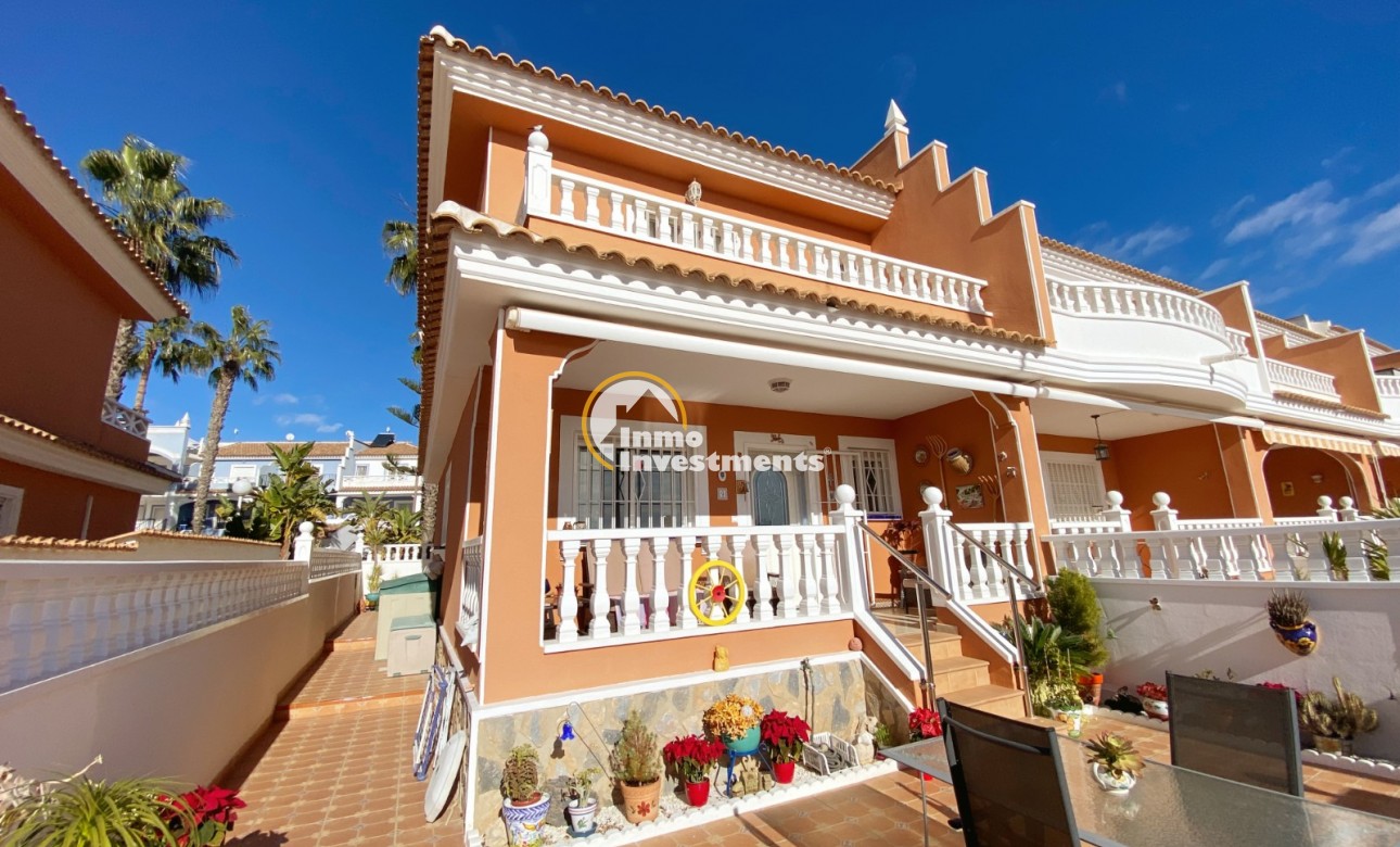 Resale - Semi detached villa - Ciudad Quesada - Doña Pepa