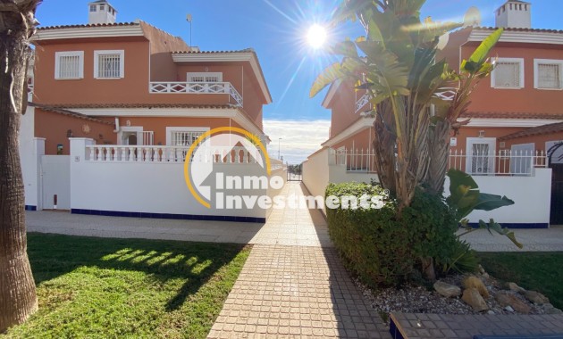 Resale - Semi detached villa - Ciudad Quesada - Doña Pepa