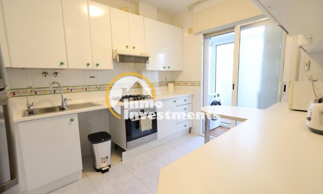 Resale - Bungalow - Orihuela Costa - Campoamor