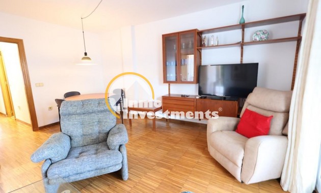 Resale - Bungalow - Orihuela Costa - Campoamor