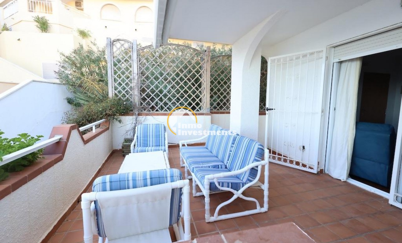 Resale - Bungalow - Orihuela Costa - Campoamor