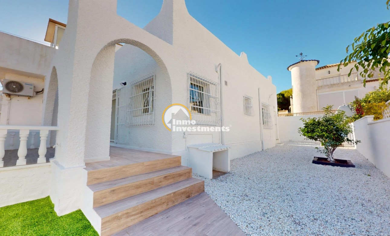 Resale - Bungalow - San Miguel de Salinas - Blue Lagoon