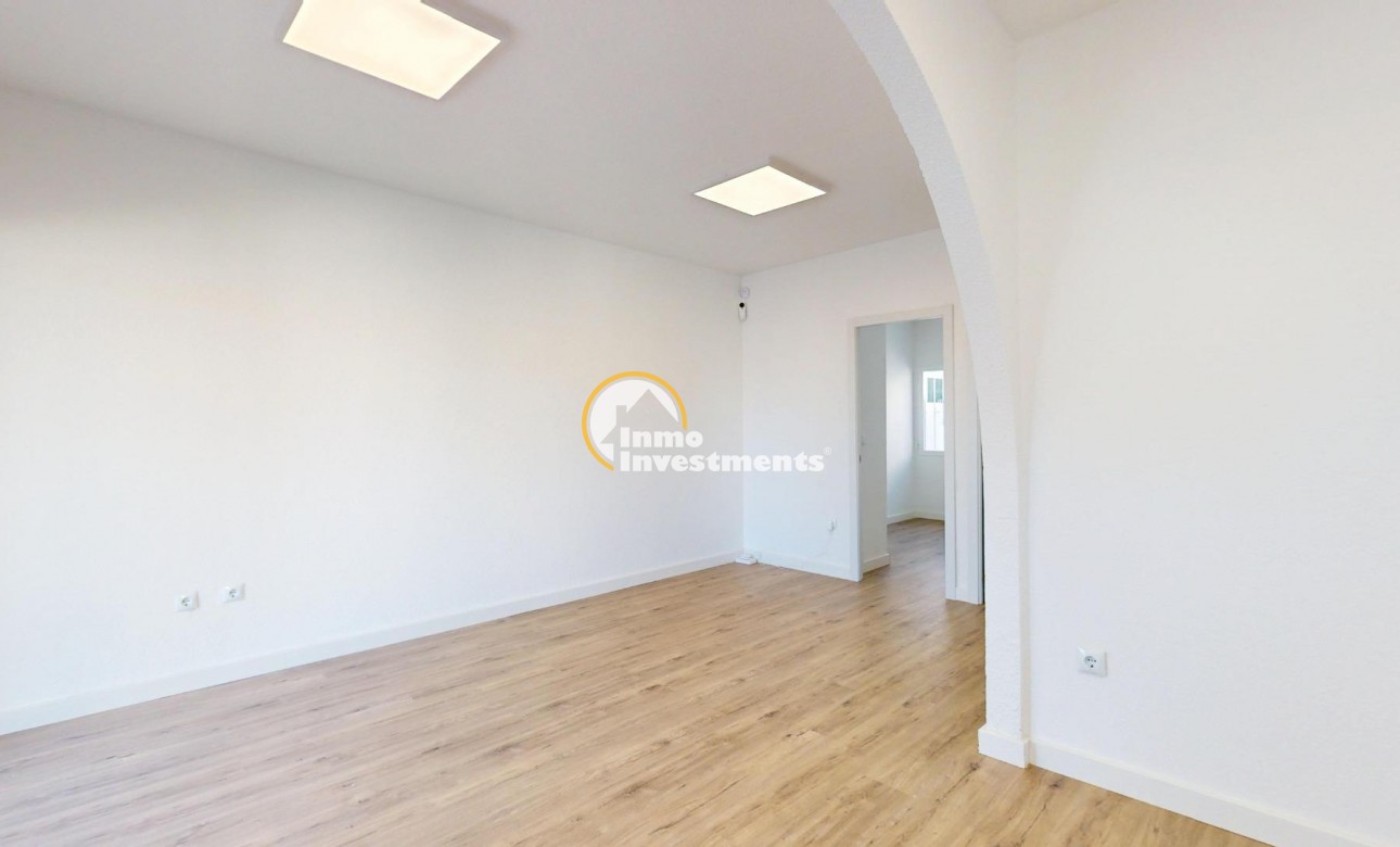 Resale - Bungalow - San Miguel de Salinas - Blue Lagoon