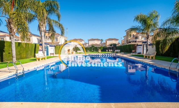 Gebrauchtimmobilien - Villa - El Raso - El raso