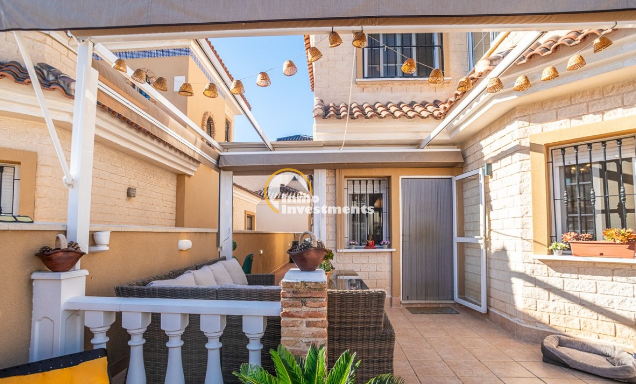 Gebrauchtimmobilien - Villa - El Raso - El raso