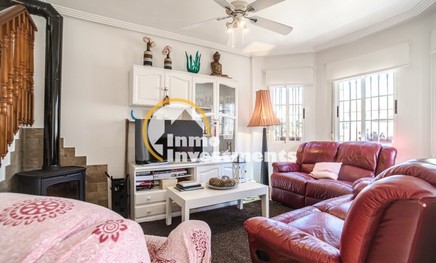 Gebrauchtimmobilien - Villa - El Raso - El raso