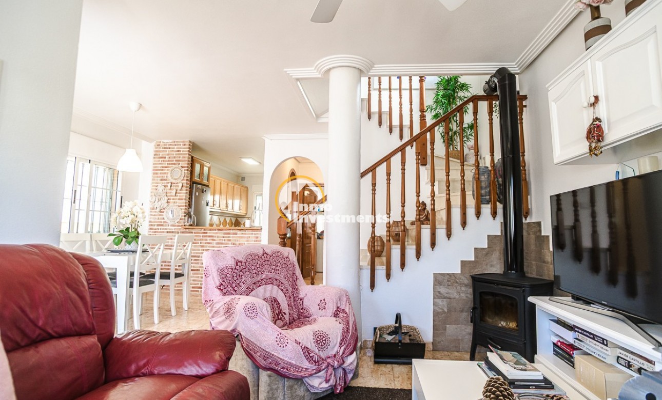 Gebrauchtimmobilien - Villa - El Raso - El raso