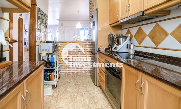 Gebrauchtimmobilien - Villa - El Raso - El raso