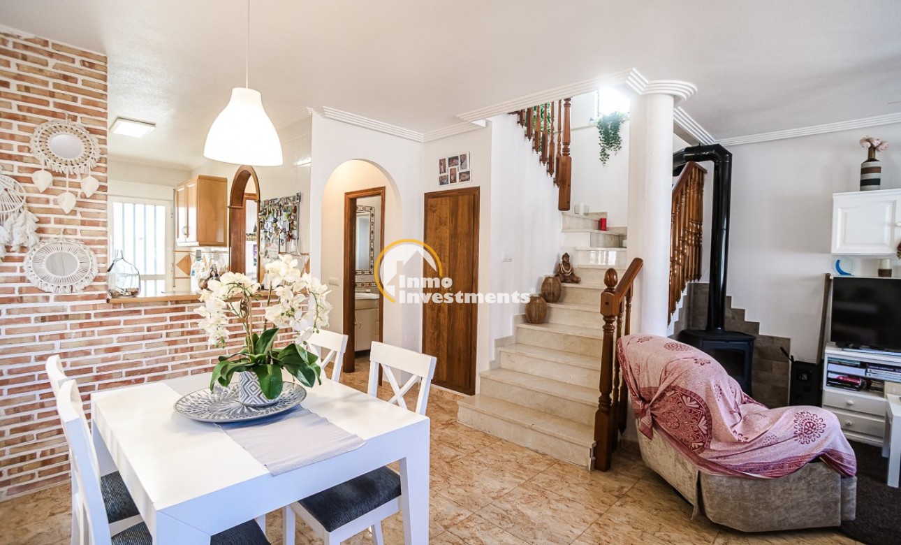 Gebrauchtimmobilien - Villa - El Raso - El raso