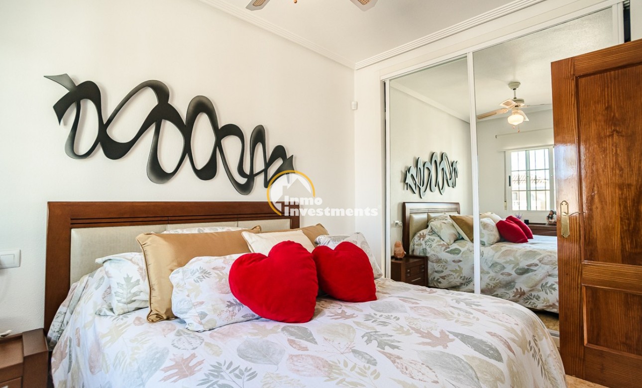 Gebrauchtimmobilien - Villa - El Raso - El raso