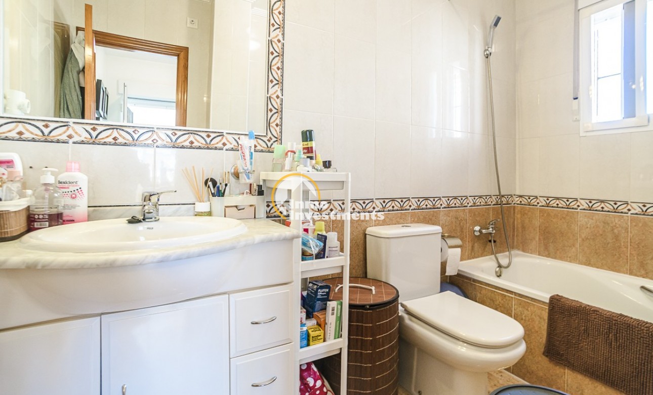 Gebrauchtimmobilien - Villa - El Raso - El raso