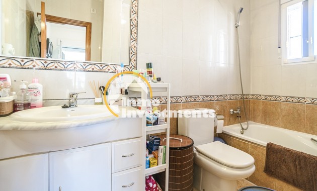 Gebrauchtimmobilien - Villa - El Raso - El raso