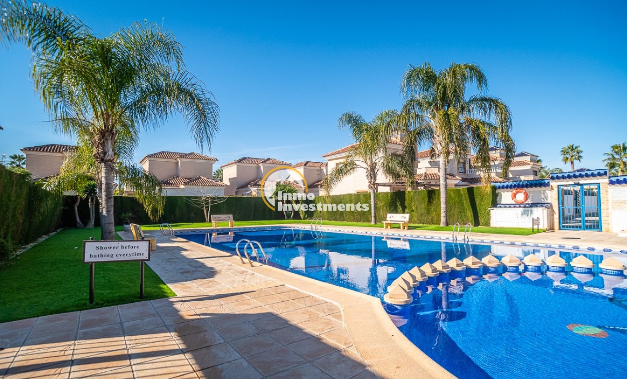 Gebrauchtimmobilien - Villa - El Raso - El raso