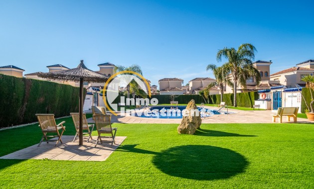 Gebrauchtimmobilien - Villa - El Raso - El raso