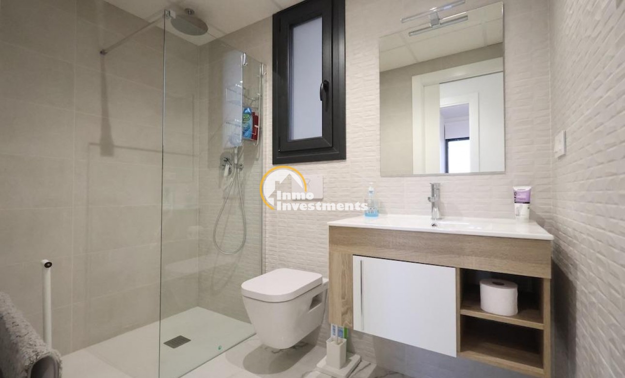 Resale - Apartment - Orihuela Costa - Punta Prima