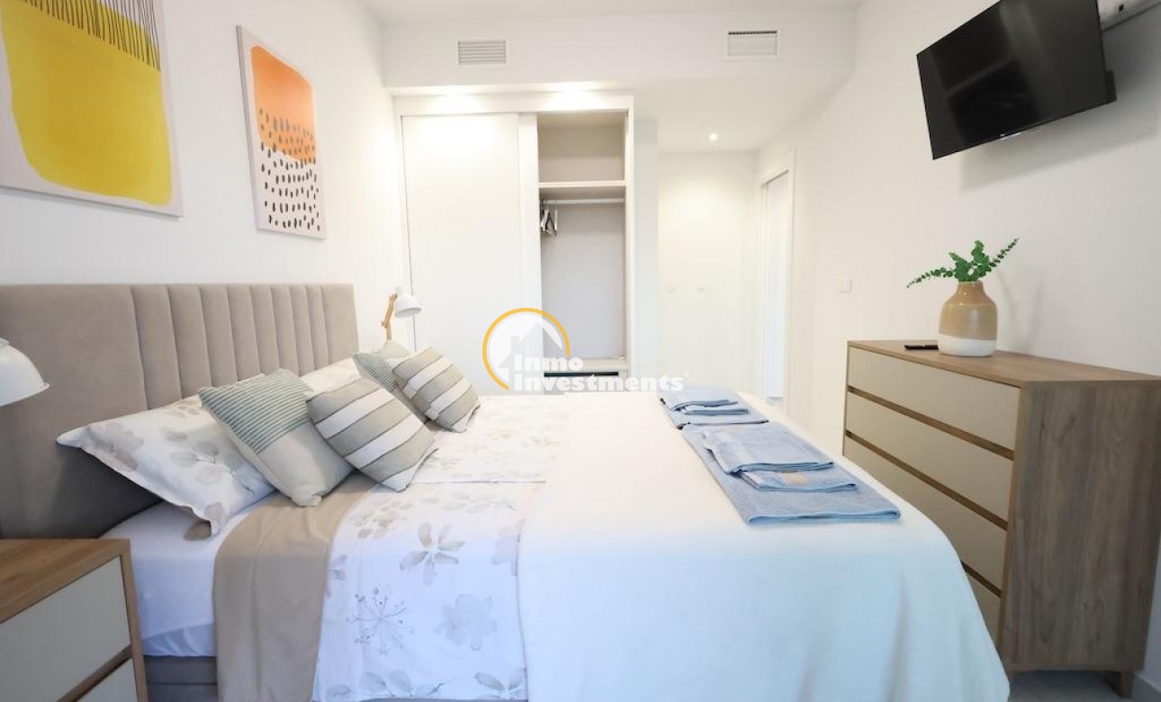 Resale - Apartment - Orihuela Costa - Punta Prima