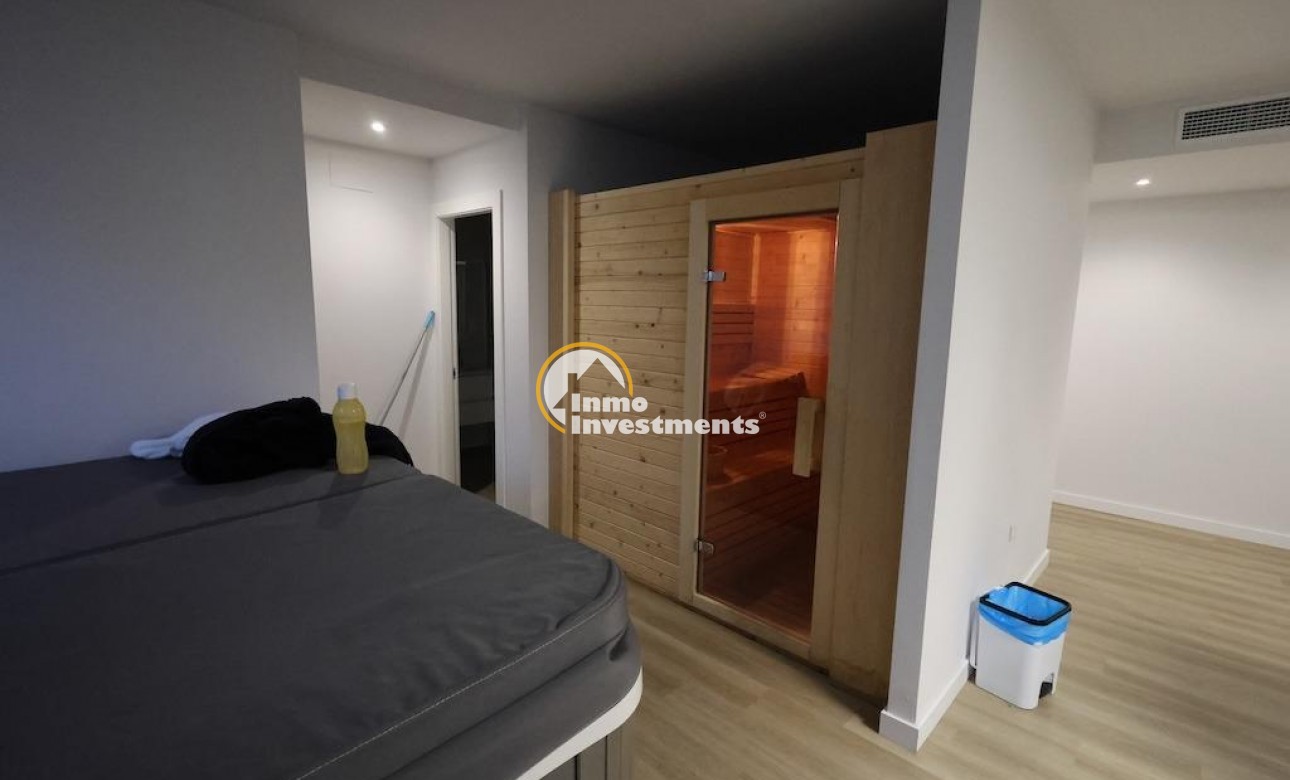 Resale - Apartment - Orihuela Costa - Punta Prima