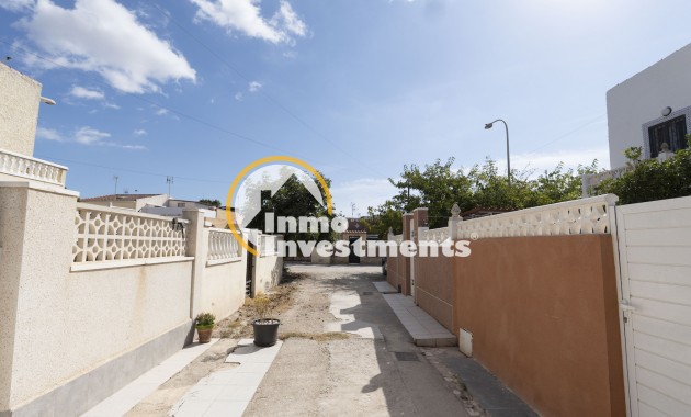 Resale - Town house - Torrevieja