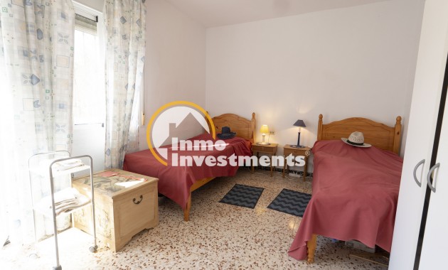 Resale - Town house - Torrevieja