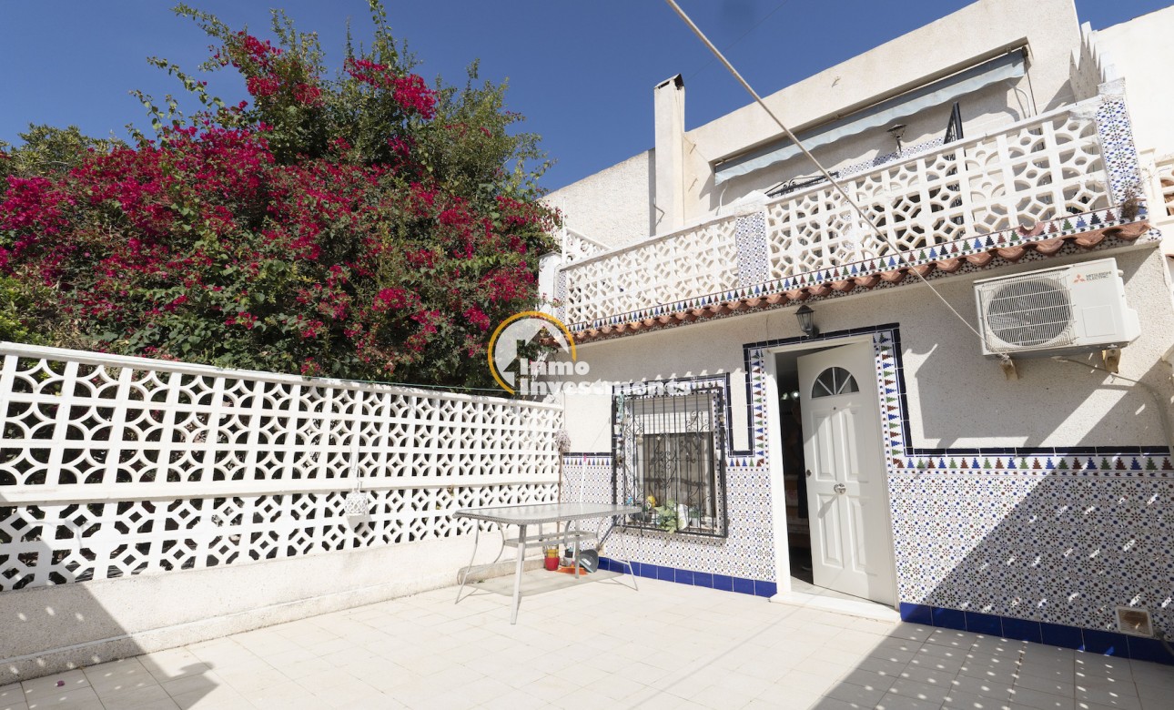 Resale - Town house - Torrevieja