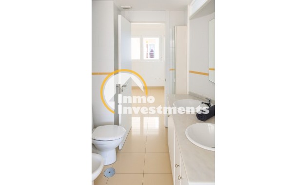 Resale - Apartment - Playa Flamenca - Alameda del Mar