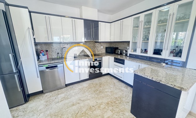 Resale - Villa - Las Ramblas - Las Ramblas Golf