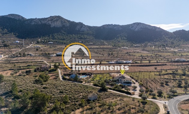 Resale - Finca - La Zarza