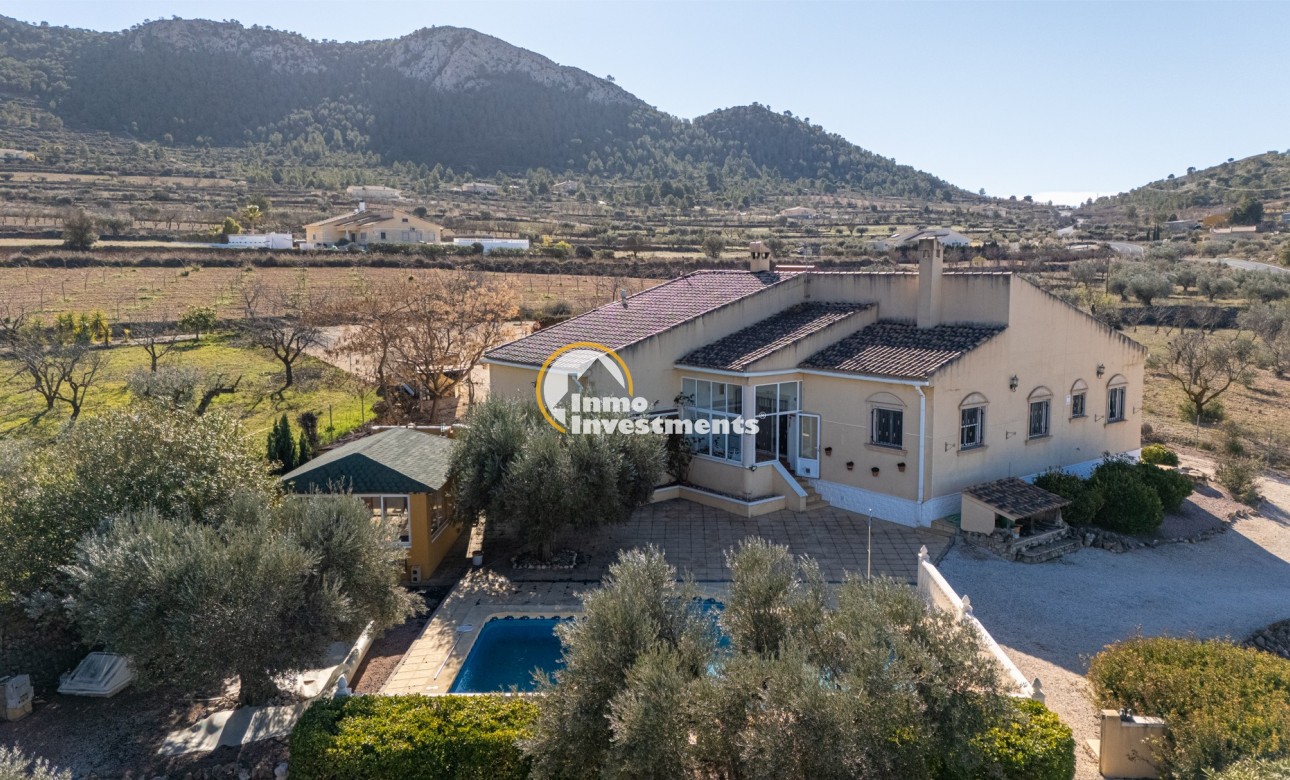 Resale - Finca - La Zarza