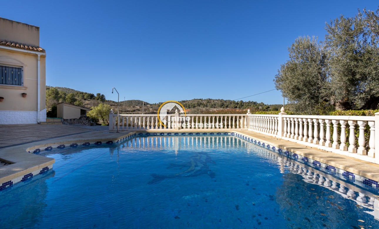 Resale - Finca - La Zarza