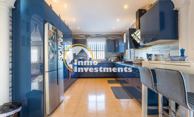 Resale - Finca - La Zarza