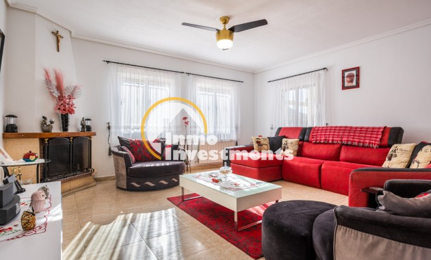 Resale - Finca - La Zarza