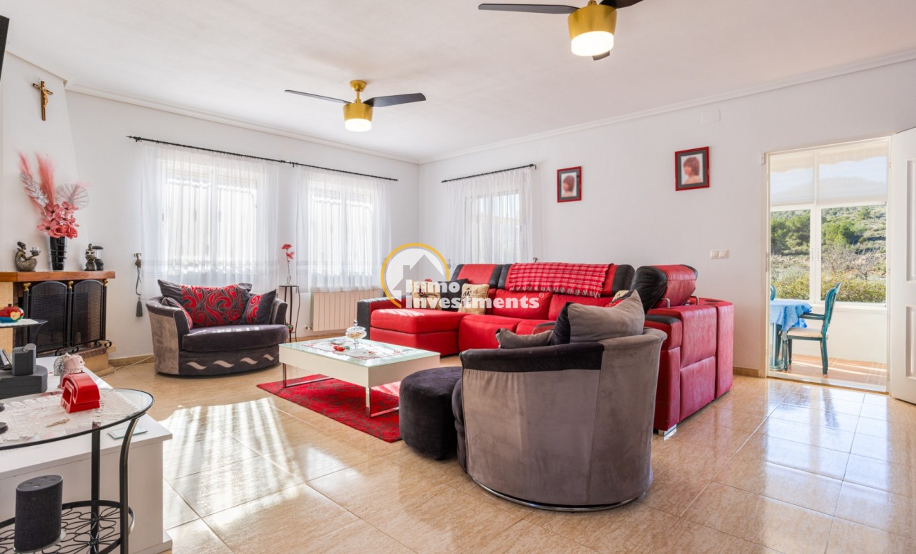 Resale - Finca - La Zarza