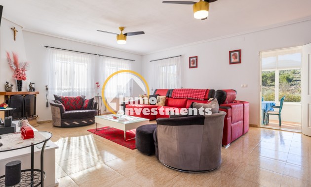 Resale - Finca - La Zarza