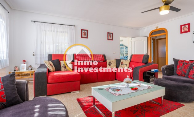 Resale - Finca - La Zarza