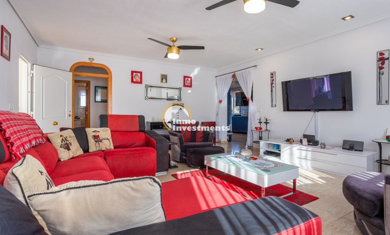 Resale - Finca - La Zarza