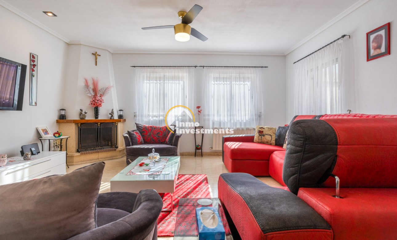 Resale - Finca - La Zarza