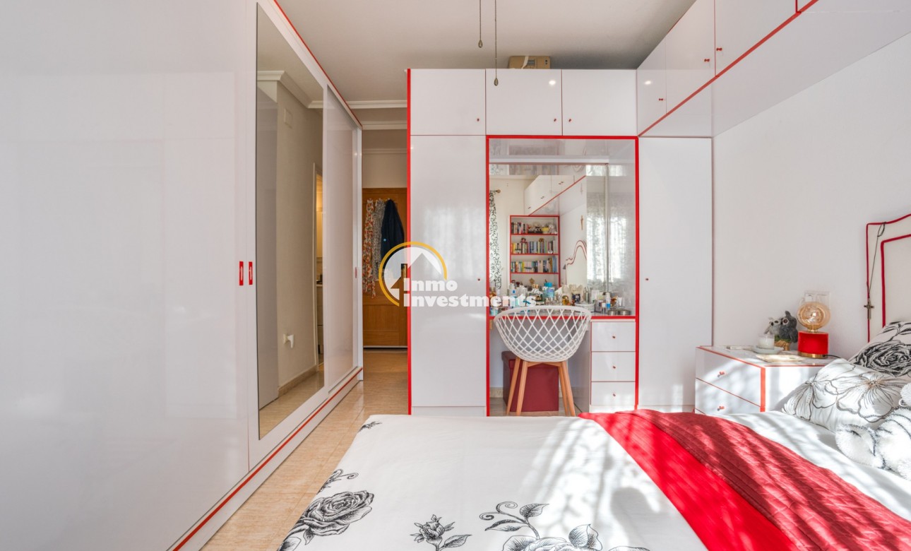 Resale - Finca - La Zarza