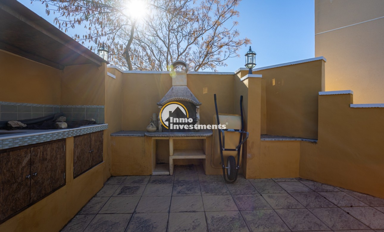 Resale - Finca - La Zarza