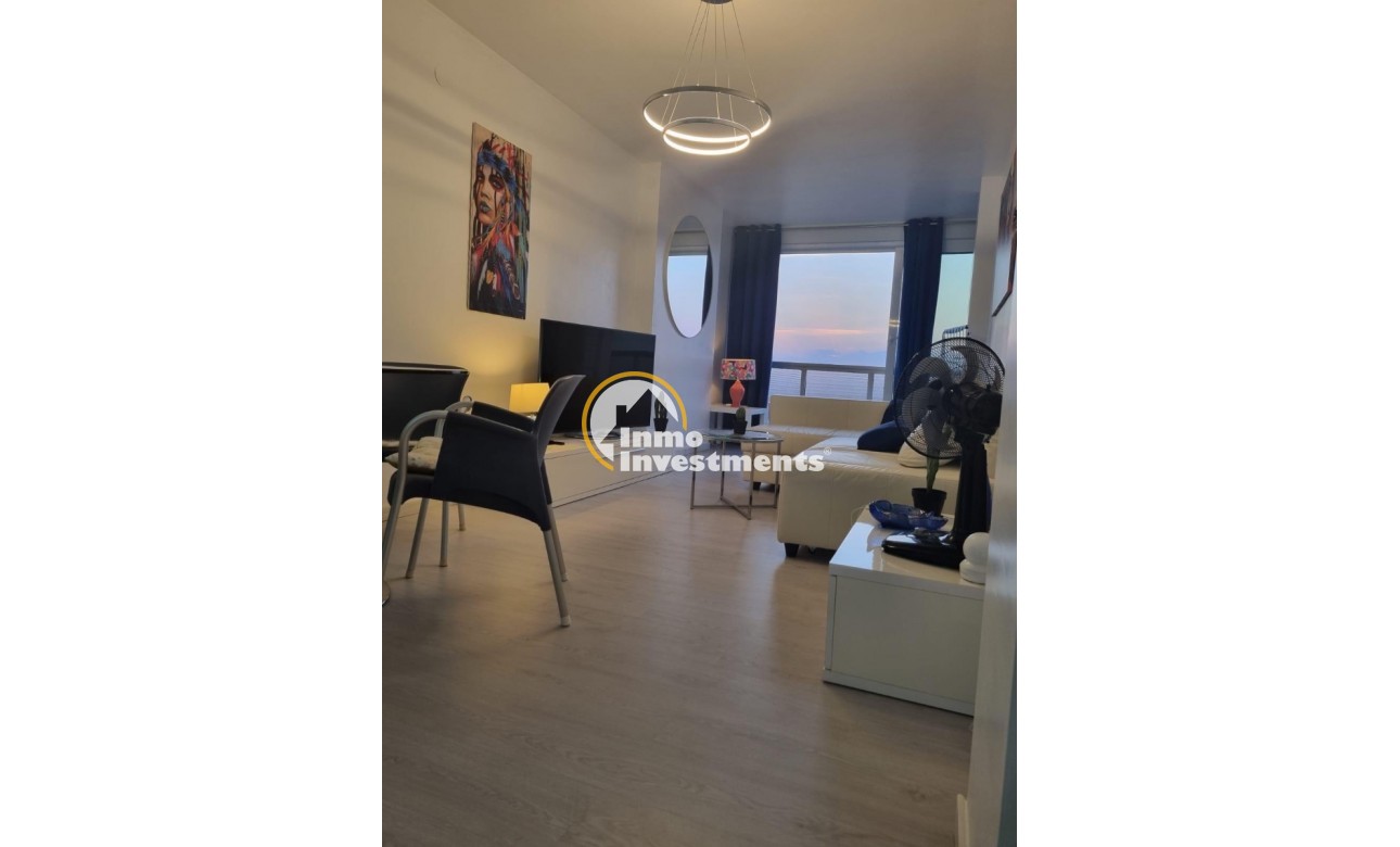 Resale - Apartment - Torrevieja - Beach
