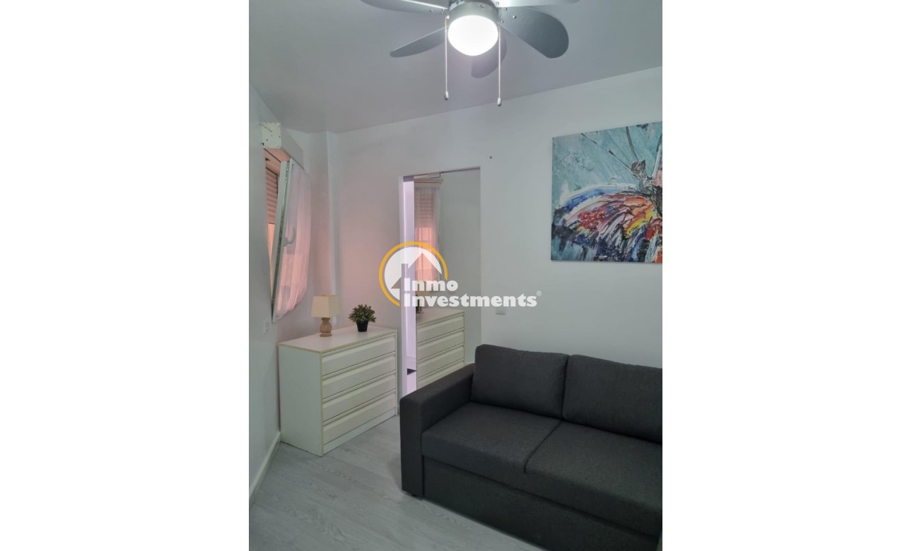Resale - Apartment - Torrevieja - Beach