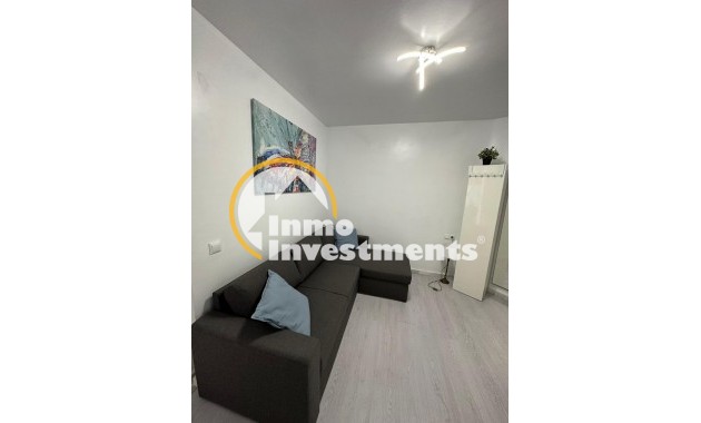 Resale - Apartment - Torrevieja - Beach